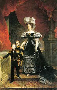 Vittorio Emanuele da bambino insieme alla madre, Maria Teresa di Toscana, e al fratello Ferdinando. 