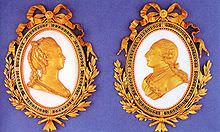 Medaglioni che rappresentano Luigi XVI e Maria Antonietta come re e regina di Francia. 